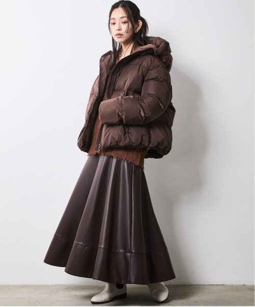 CHIC STYLE(シックスタイル)の「中綿ファイバーダウンフーディブルゾン<大きいサイズ有>シックスタイル(ダウンジャケット/コート・レディース・ブラック/ブラウン・L/M/5L/4L/3L/LL)」の5枚目の写真