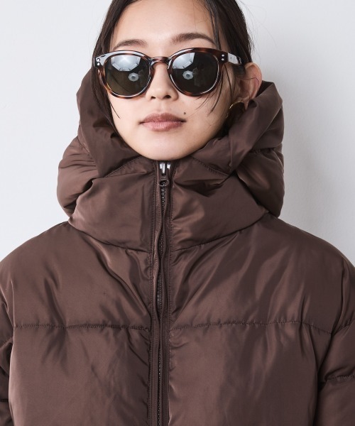 CHIC STYLE(シックスタイル)の「中綿ファイバーダウンフーディブルゾン<大きいサイズ有>シックスタイル(ダウンジャケット/コート・レディース・ブラック/ブラウン・L/M/5L/4L/3L/LL)」の15枚目の写真
