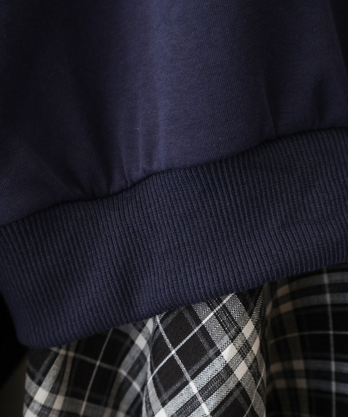 SpRay（スプレイ）の「チェックレイヤードオフショルトップス（スウェット・レディース・ブラック/ネイビー/グレー・FREE）」の5枚目の写真