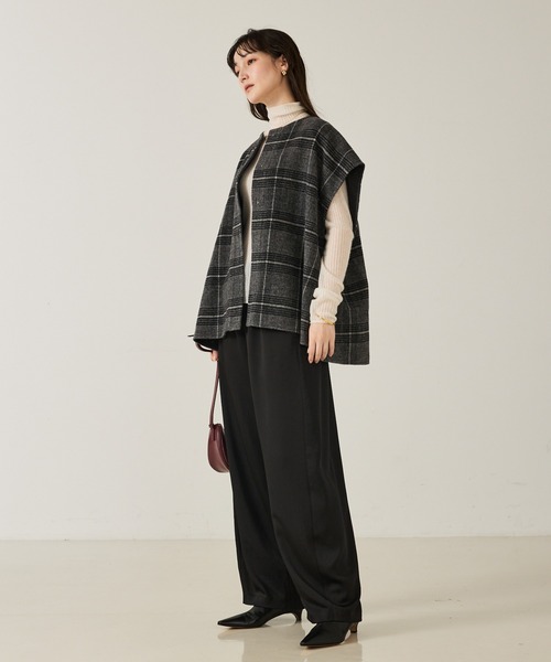 qualite（カリテ）の「ウールチェックジレ/秋服/冬服/ポンチョ/ケープ/ウール（ポンチョ・レディース・チェック・36）」の3枚目の写真