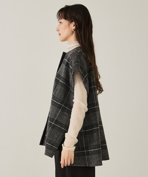 qualite（カリテ）の「ウールチェックジレ/秋服/冬服/ポンチョ/ケープ/ウール（ポンチョ・レディース・チェック・36）」の10枚目の写真