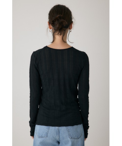 crie conforto(クリーコンフォルト)の「シャーリングデザイントップス 秋服 / 長袖(Tシャツ/カットソー・レディース・ブルー/オフホワイト/ブラック・FREE)」の4枚目の写真