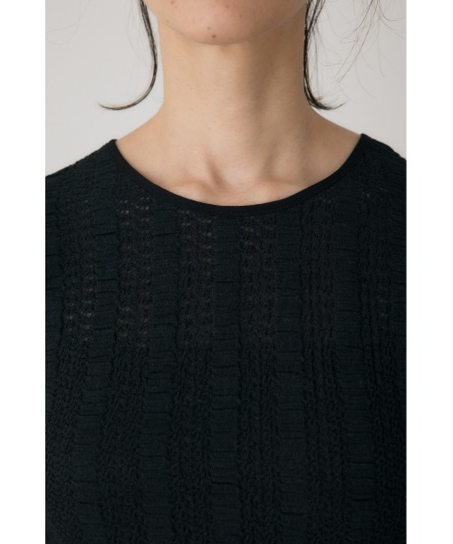 crie conforto(クリーコンフォルト)の「シャーリングデザイントップス 秋服 / 長袖(Tシャツ/カットソー・レディース・ブルー/オフホワイト/ブラック・FREE)」の5枚目の写真