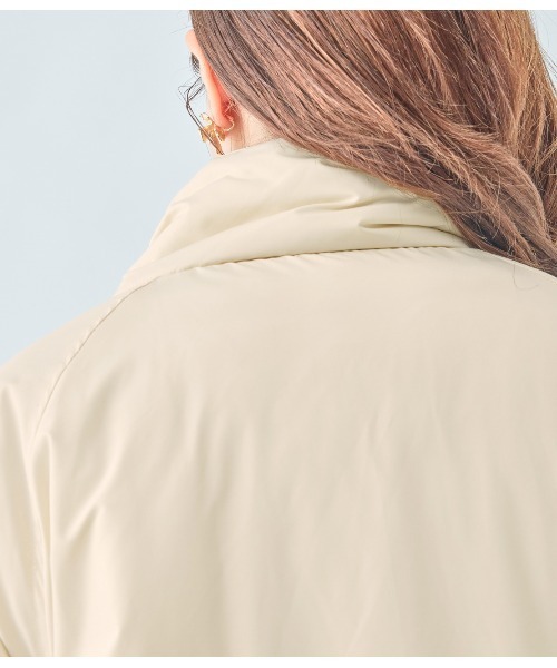 PEACH JOHN(ピーチジョン)の「中綿コクーンコート(ダウンジャケット/コート・レディース・モカ/アイボリー・ONE SIZE)」の11枚目の写真