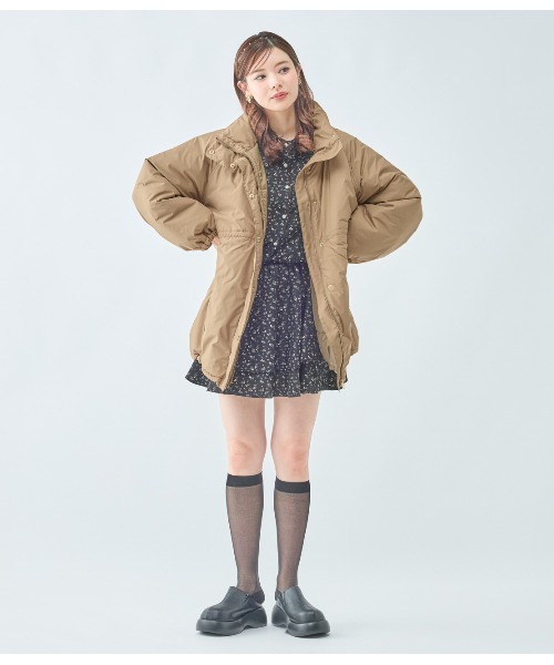 PEACH JOHN(ピーチジョン)の「中綿コクーンコート(ダウンジャケット/コート・レディース・モカ/アイボリー・ONE SIZE)」の17枚目の写真