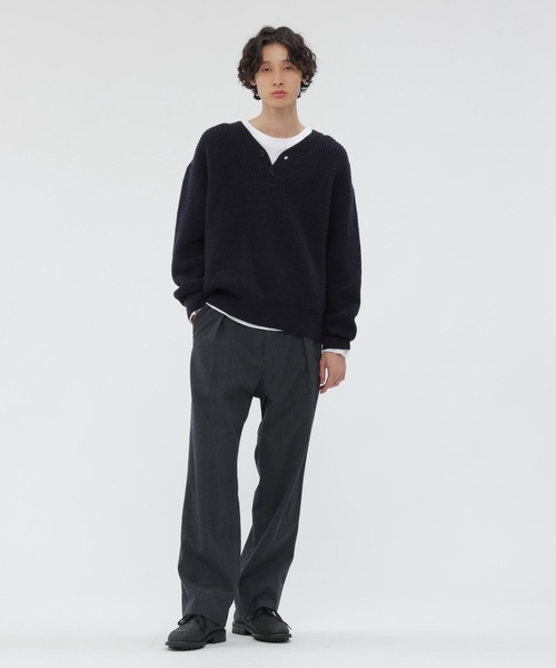 MHL.（エムエイチエル）の「BRITISH MERINO（ニット/セーター・メンズ・グレー/ネイビー・LARGE/MEDIUM）」の6枚目の写真