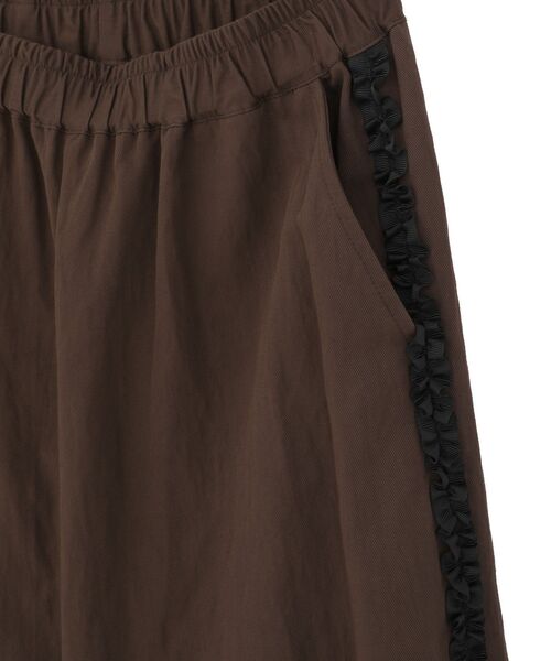 ESCAR（エスカー）の「■ESCAR サイドミニフリルワイドパンツ（その他パンツ・レディース・ブラック/ブラウン・FREE）」の13枚目の写真