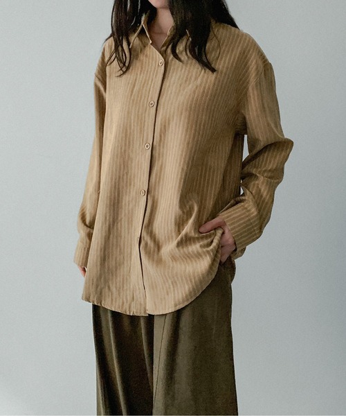 on:nue（オンニュ）の「【on:nue】[着用動画あり！/ユニセックス] とろみストライプオーバーシャツ（シャツ/ブラウス・レディース・アイボリー/グレー/ダークベージュ/ブラウン・FREE）」の3枚目の写真