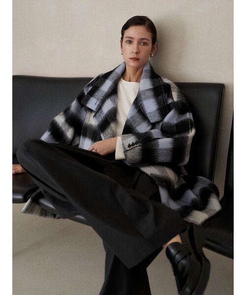 ELENDEEK（エレンディーク）の「スタンドカラーショートコート（その他アウター・レディース・オフホワイト/その他1/グレー・FREE）」の15枚目の写真