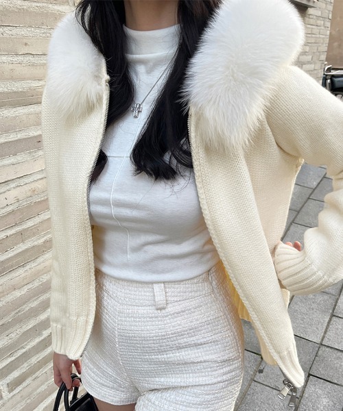 セール】ファー付きフードジップアップニットトップス（ニット