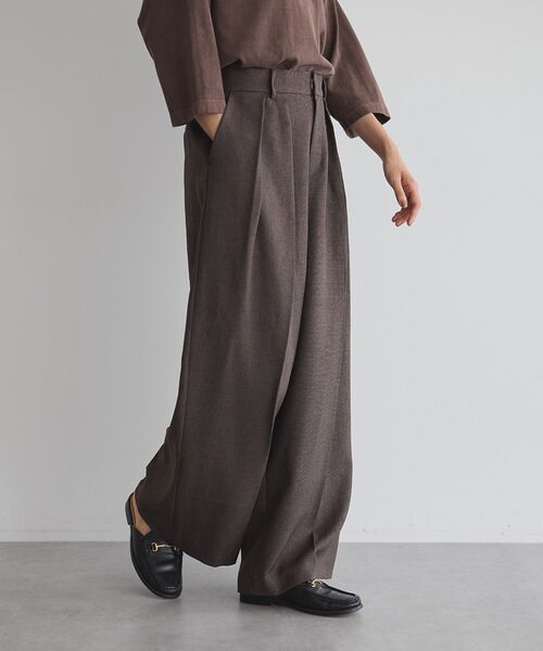 GARAGE OF GOOD CLOTHING（ガレージオブグッドクロージング）の「【日本製】ツィード調２タックワイドパンツ（その他パンツ・レディース・グレー・38/36）」の4枚目の写真