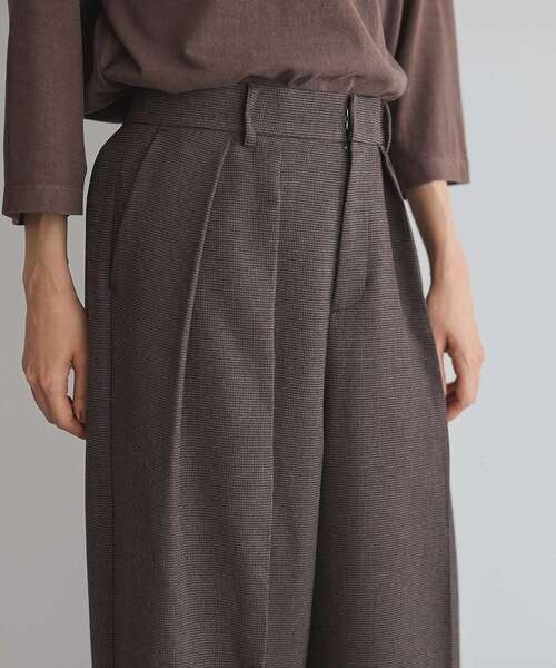 GARAGE OF GOOD CLOTHING（ガレージオブグッドクロージング）の「【日本製】ツィード調２タックワイドパンツ（その他パンツ・レディース・グレー・38/36）」の11枚目の写真