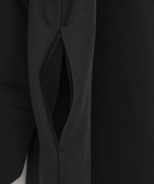 LOWRYS FARM(ローリーズファーム)の「ウラケチュニックプルオーバー 603811(スウェット・レディース・ブラック/ライトグレー/ブラウン・FREE)」の11枚目の写真