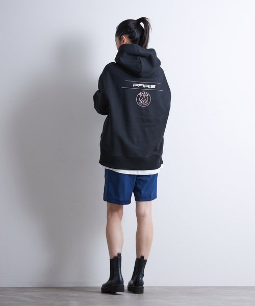 PARIS SAINT-GERMAIN(パリサンジェルマン)の「【BlackpinkxPSG 】BlackpinkxPSG Paris 16 Elevated Hoodie ST856- BLKPSG- BP2(パーカー・メンズ・ブラック・SMALL/MEDIUM/LARGE/X-LARGE/XX-LARGE)」の6枚目の写真