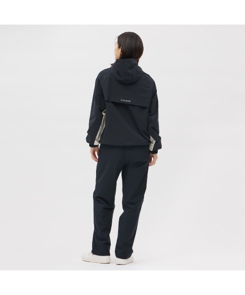 le coq sportif（ルコックスポルティフ）の「ルコックスポルティフ  裏起毛ウィンドブレーカージャケット（ナイロンジャケット・レディース・スモークピンク/ダークグリーン/ネイビー・M/L/XL）」の4枚目の写真