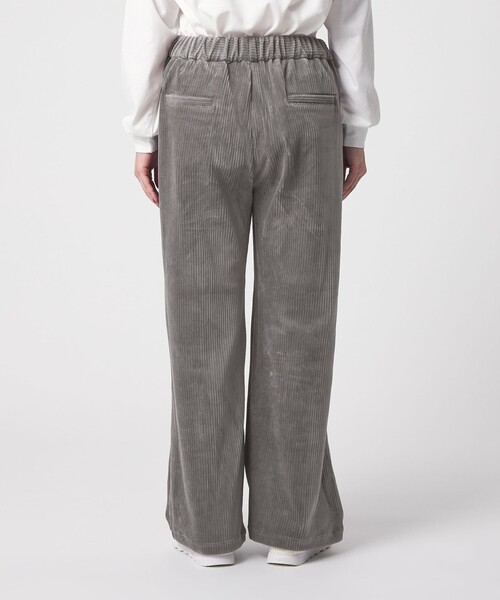 A DAY IN THE LIFE UNITED ARROWS(アデイインザライフユナイテッドアローズ)の「カットコーデュロイ ワイドイージーパンツ <A DAY IN THE LIFE>(その他パンツ・レディース・ブラック/グレー系/オフホワイト/モカ/ピンク・M/S)」の16枚目の写真