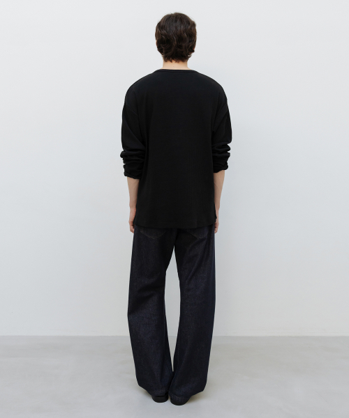 INSILENCE(インサイロンス)の「リブヘンリーネックロングスリーブBLACK(Tシャツ/カットソー・レディース・その他・SMALL/MEDIUM/LARGE)」の3枚目の写真