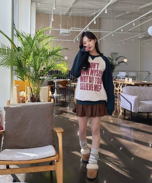 GAKKAI UNIONS(ガッカイユニオンズ)の「クルカードラグランスウェットネイビー(スウェット・レディース・その他・LARGE/X-LARGE/SMALL/MEDIUM)」の6枚目の写真