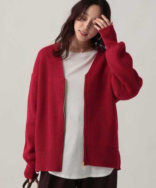 Elura（エルーラ）の「Vネックミドルゲージカーディガン/611691（カーディガン/ボレロ・レディース・ネイビー/チャコールグレー/レッド・FREE）」の3枚目の写真