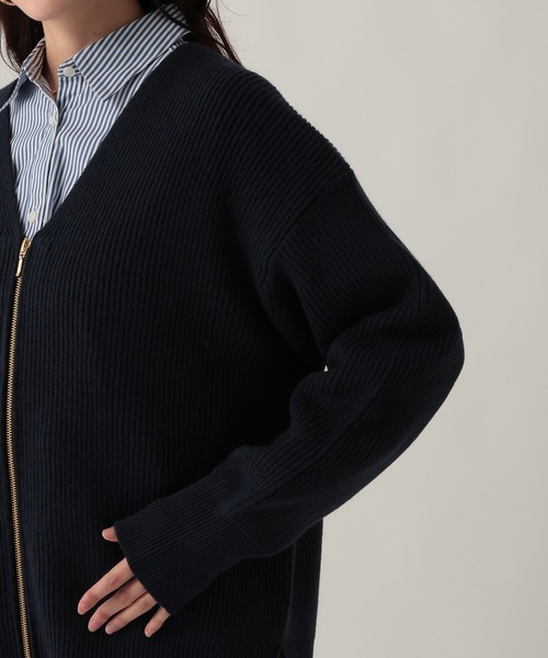 Elura（エルーラ）の「Vネックミドルゲージカーディガン/611691（カーディガン/ボレロ・レディース・ネイビー/チャコールグレー/レッド・FREE）」の21枚目の写真