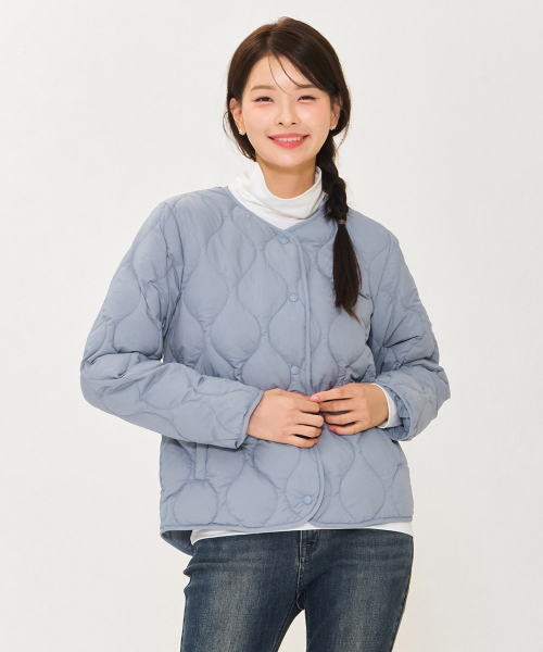 CHASECULT(チェイスカルト)の「女性 ライトダウン キルティング ジャンパー-ブルー(ダウンジャケット/コート・レディース・ブルー・90/100/85/95)」の1枚目の写真