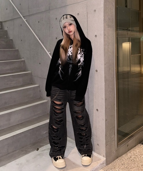 KsG（ケーエスジー）の「トライバルデザインオーバーパーカー（パーカー・レディース・ブラック/ホワイト・LARGE/MEDIUM/SMALL/X-LARGE）」の4枚目の写真