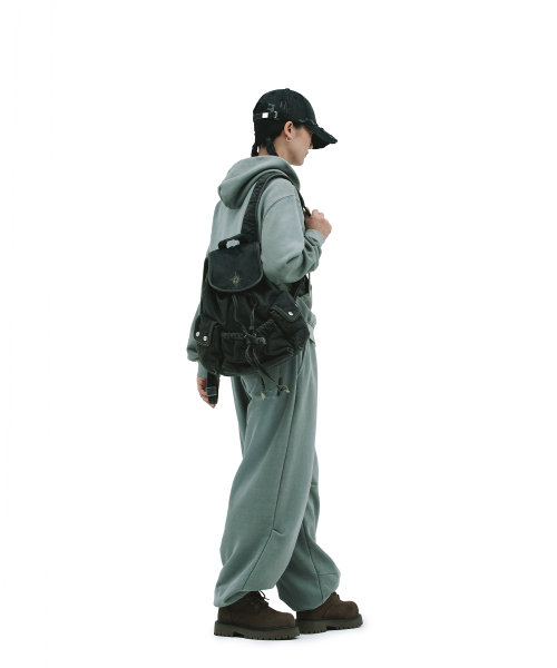 DEFGARMENTS（デフグラメンツ）の「PIG BRUSHED HOOD ZIPUP [KHAKI]（パーカー・レディース・その他・LARGE/SMALL）」の9枚目の写真