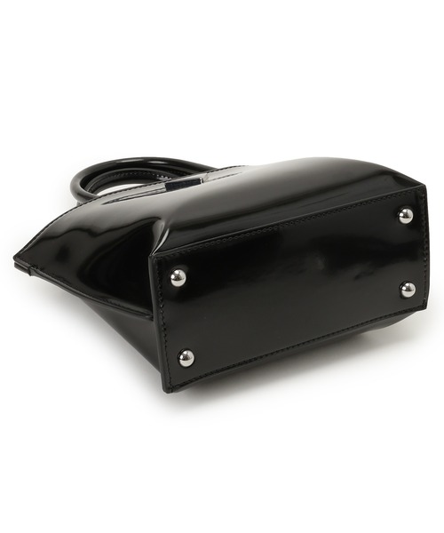 Guess（ゲス）の「ARNELA Mini Tote ミニトートバッグ  （トートバッグ・レディース・ブラック・ONE SIZE）」の6枚目の写真