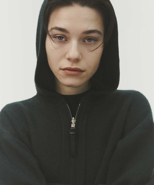 CASHMERE CASHMERE(カシミヤカシミヤ)の「【CASHMERE CASHMERE/カシミヤカシミヤ】CASHMERE REVERSIBLE ZIP UP HOODIE/カシミヤリバーシブルジップアップフーディ/ニット/パーカー(パーカー・レディース・ダークグリーン/ブラック/ダークネイビー/モカ/ダークグレー・40)」の5枚目の写真