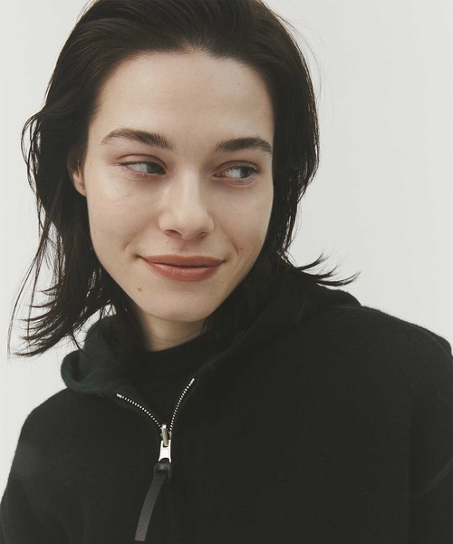 CASHMERE CASHMERE(カシミヤカシミヤ)の「【CASHMERE CASHMERE/カシミヤカシミヤ】CASHMERE REVERSIBLE ZIP UP HOODIE/カシミヤリバーシブルジップアップフーディ/ニット/パーカー(パーカー・レディース・ダークグリーン/ブラック/ダークネイビー/モカ/ダークグレー・40)」の9枚目の写真