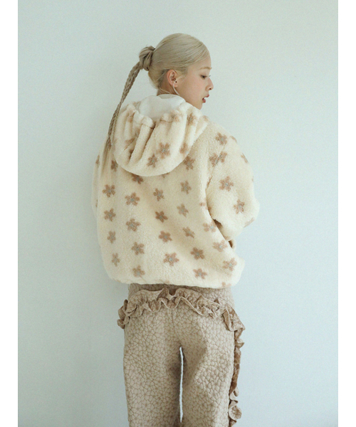 UGLY SHADOW(アグリーシャドウ)の「フラワーラッフルパンツ(ベージュ)(その他パンツ・レディース・その他・SMALL/MEDIUM)」の2枚目の写真