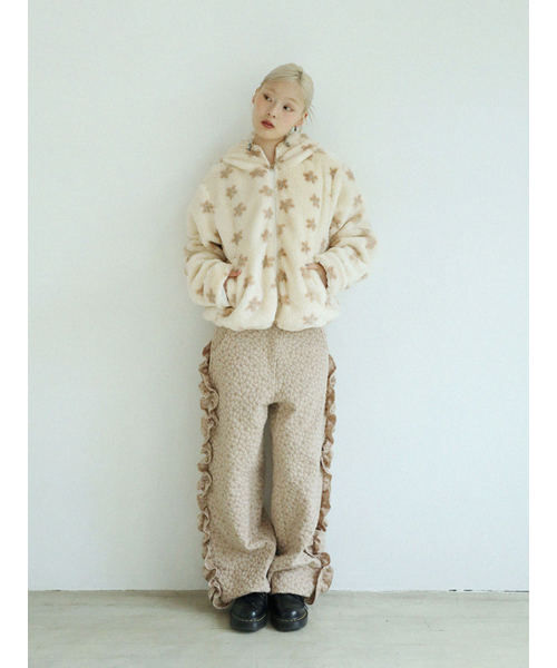UGLY SHADOW(アグリーシャドウ)の「フラワーラッフルパンツ(ベージュ)(その他パンツ・レディース・その他・SMALL/MEDIUM)」の3枚目の写真