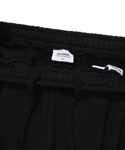 COVERNAT(カバーナット)の「ツーピンタックリアルワイドフィットスウェットパンツブラック(スウェットパンツ・レディース・その他・SMALL/MEDIUM/LARGE)」の4枚目の写真