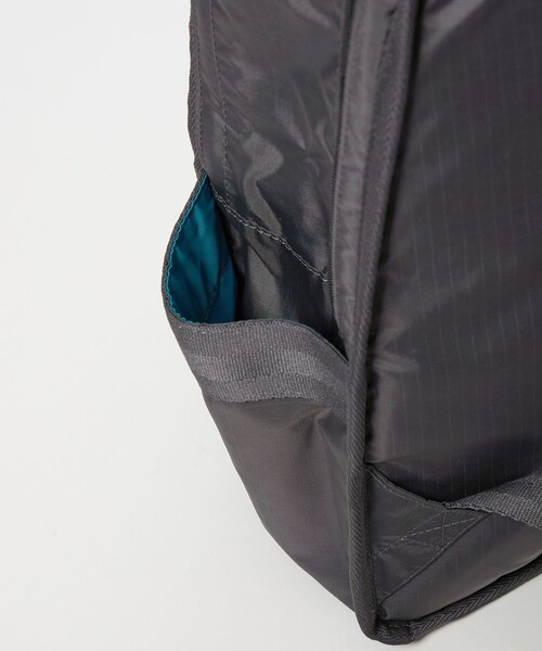 LeSportsac（レスポートサック）の「【別注】＜LeSportsac＞ルート バックパック（ショルダーバッグ・レディース・ブラック/ダークグレー・FREE）」の17枚目の写真