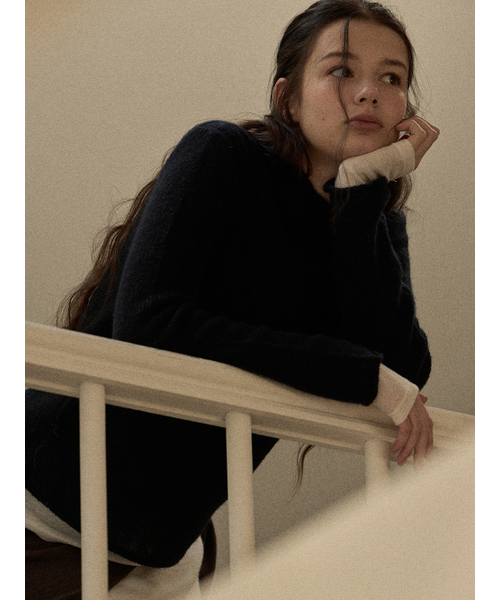 BEMUSE MANSION(ビミューズマンション)の「Half neck wool knit top - Navy(ニット/セーター・レディース・ネイビー・FREE)」の4枚目の写真