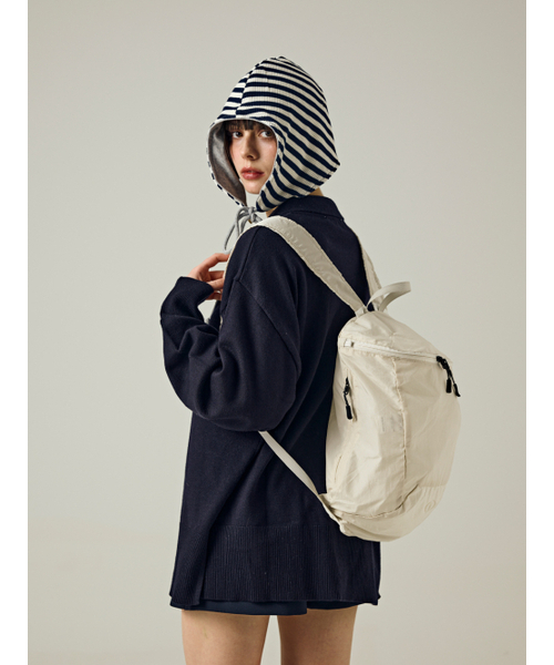 Salad bowls（サラダボール）の「500 Lip Light Backpack [BEIGE]（バックパック/リュック・レディース・Beige・FREE）」の2枚目の写真