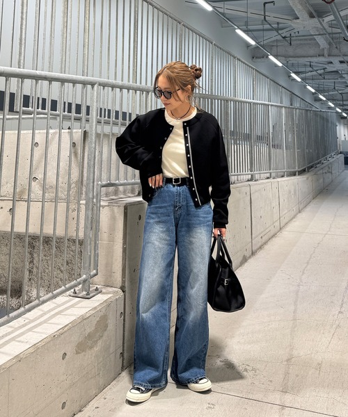 ISOOK(アイスー)の「バイカラーダンボールニットカーディガン(chiica original) / 春ニット 配色ライン ニットトップス グレー ブラック(カーディガン/ボレロ・レディース・グレー/ブラック・FREE)」の5枚目の写真