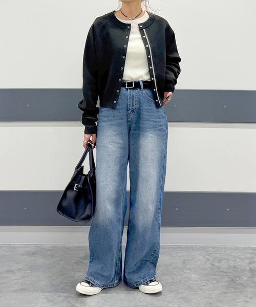 ISOOK(アイスー)の「バイカラーダンボールニットカーディガン(chiica original) / 春ニット 配色ライン ニットトップス グレー ブラック(カーディガン/ボレロ・レディース・グレー/ブラック・FREE)」の20枚目の写真