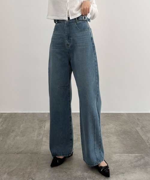 CENEA(セネア)の「サイドベルトバレルレッグデニム(デニムパンツ・レディース・ブラック/ライトブルー・LARGE/MEDIUM/SMALL)」の1枚目の写真