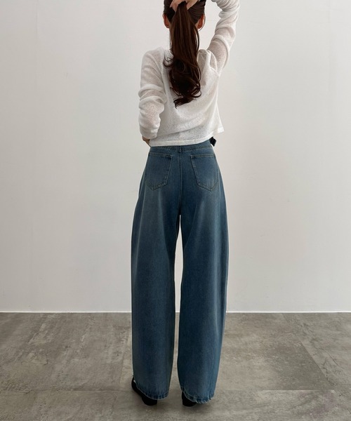 CENEA(セネア)の「サイドベルトバレルレッグデニム(デニムパンツ・レディース・ブラック/ライトブルー・LARGE/MEDIUM/SMALL)」の3枚目の写真