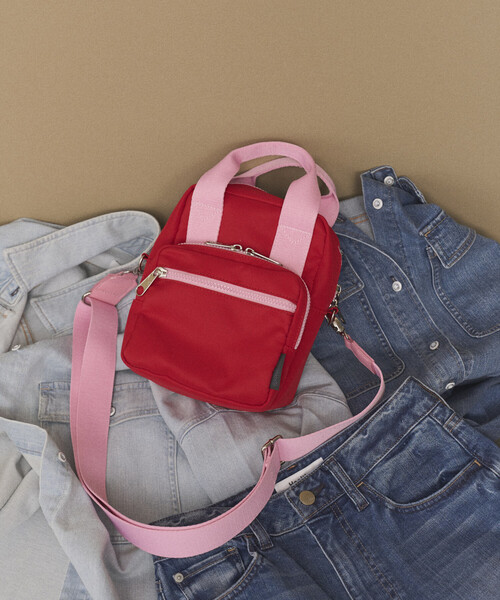 OUTDOOR PRODUCTS（アウトドアプロダクツ）の「OUTDOOR PRODUCTS × Firsthand/アウトドアプロダクツ 別注 ショルダーハンドバッグ（ショルダーバッグ・レディース・グリーン/ドット/レッド/ピンク・ONE SIZE）」の3枚目の写真