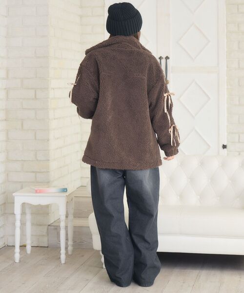 ems excite（エムズエキサイト）の「ラインリボンボアBZ（ブルゾン・レディース・ナチュラル/ブラック/ブラウン・FREE）」の18枚目の写真