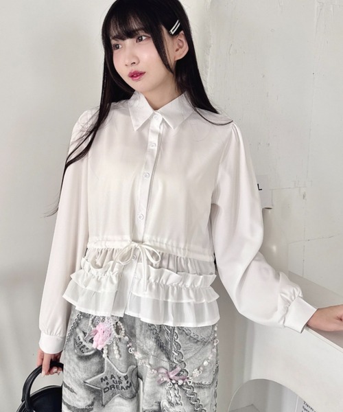 Loueme(ルエム)の「ペプラムフリルシャツブラウス(シャツ/ブラウス・レディース・ライトブルー/ブラック/ホワイト・FREE)」の1枚目の写真