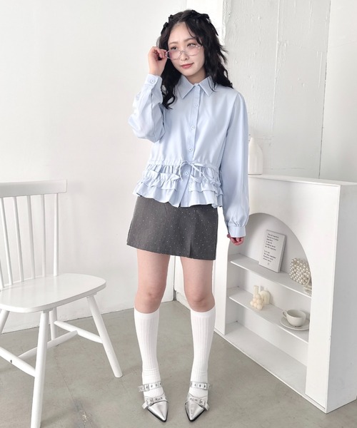 Loueme(ルエム)の「ペプラムフリルシャツブラウス(シャツ/ブラウス・レディース・ライトブルー/ブラック/ホワイト・FREE)」の8枚目の写真