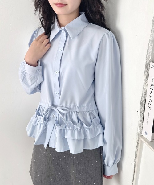 Loueme(ルエム)の「ペプラムフリルシャツブラウス(シャツ/ブラウス・レディース・ライトブルー/ブラック/ホワイト・FREE)」の4枚目の写真
