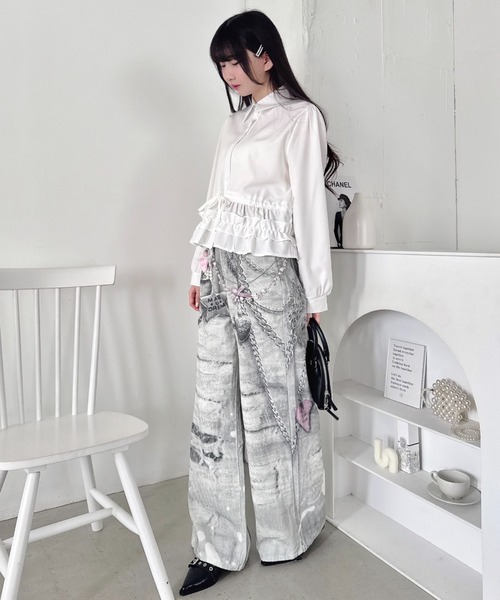 Loueme(ルエム)の「ペプラムフリルシャツブラウス(シャツ/ブラウス・レディース・ライトブルー/ブラック/ホワイト・FREE)」の19枚目の写真