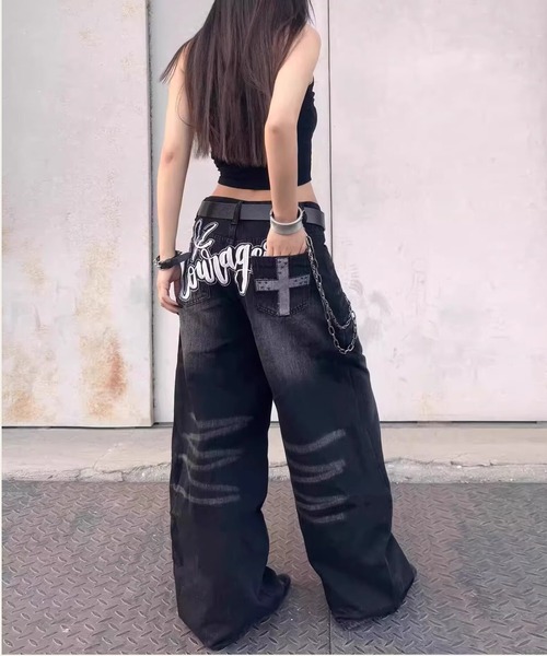 NANEA（ナネア）の「バックロゴプリント＆クロスモチーフ カーブデニムパンツ（デニムパンツ・レディース・ブラック・X-LARGE/LARGE/MEDIUM/SMALL）」の15枚目の写真