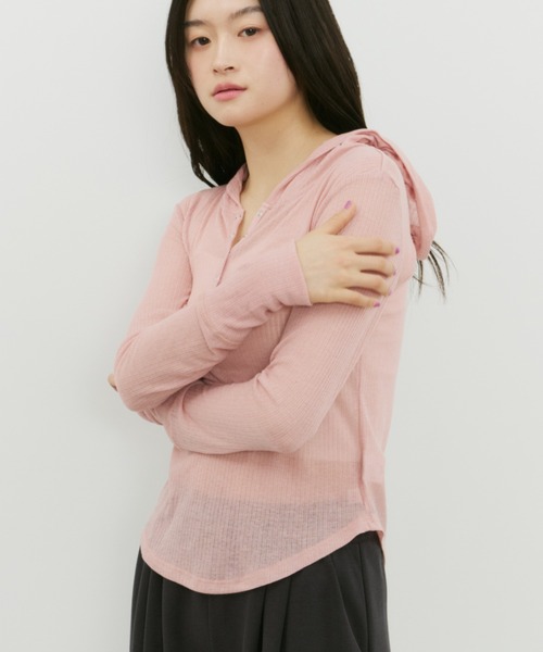 bita.(ビタ)の「ヘンリーネックフーディーロンT(Tシャツ/カットソー・レディース・ピンク/その他/アイボリー・FREE)」の4枚目の写真