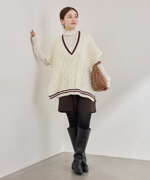 IENA（イエナ）の「チルデンマントプルオーバー（ニット/セーター・レディース・ホワイト/チャコールグレー・FREE）」の5枚目の写真