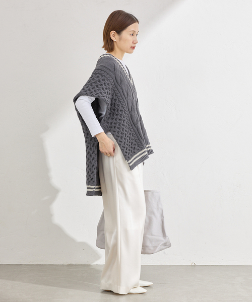 IENA（イエナ）の「チルデンマントプルオーバー（ニット/セーター・レディース・ホワイト/チャコールグレー・FREE）」の16枚目の写真